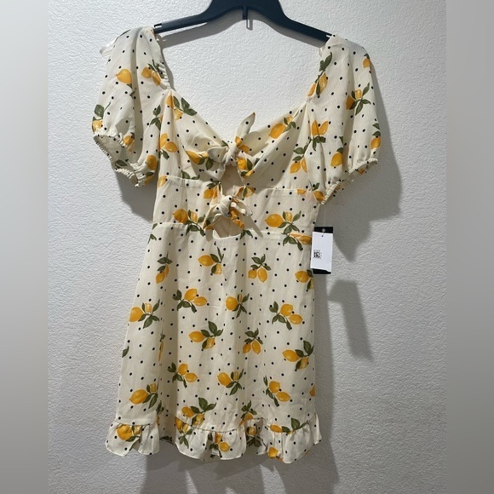New Super cute lemon summer dress size 9